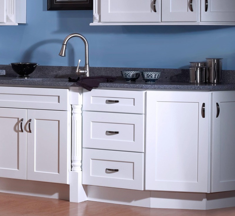 Shaker Style Cabinets vs Flat Panel: Shaker style cabinets