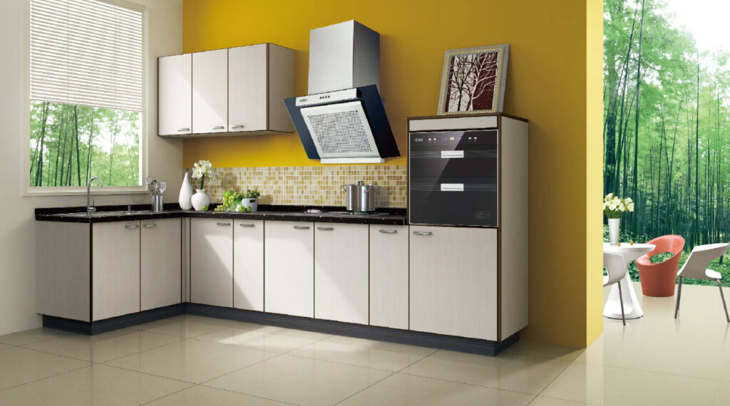 Lesso’s kitchen cabinet